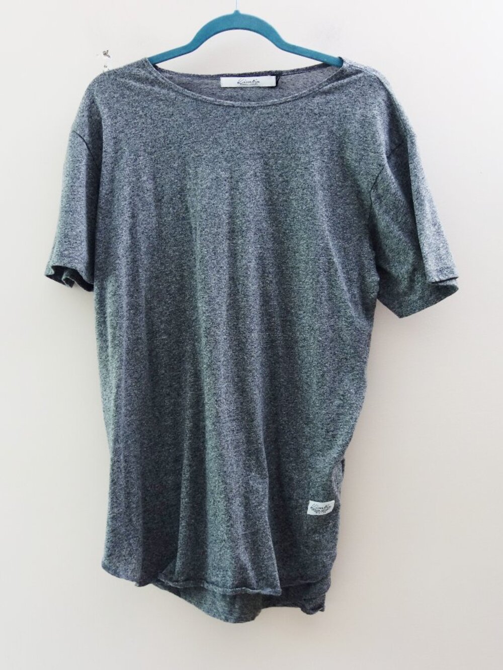 Kinetix Casual Luxury unisex textured crewneck tee rounded hem NWOT!